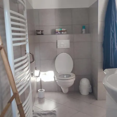 Apartman Karikatúra *